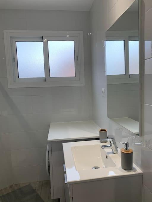 Apartamento Con Encanto Y Piscina 丰希罗拉 外观 照片