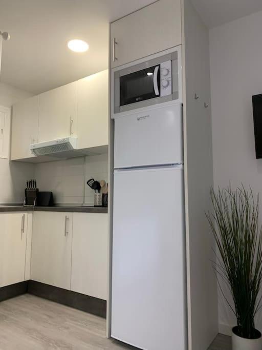 Apartamento Con Encanto Y Piscina 丰希罗拉 外观 照片